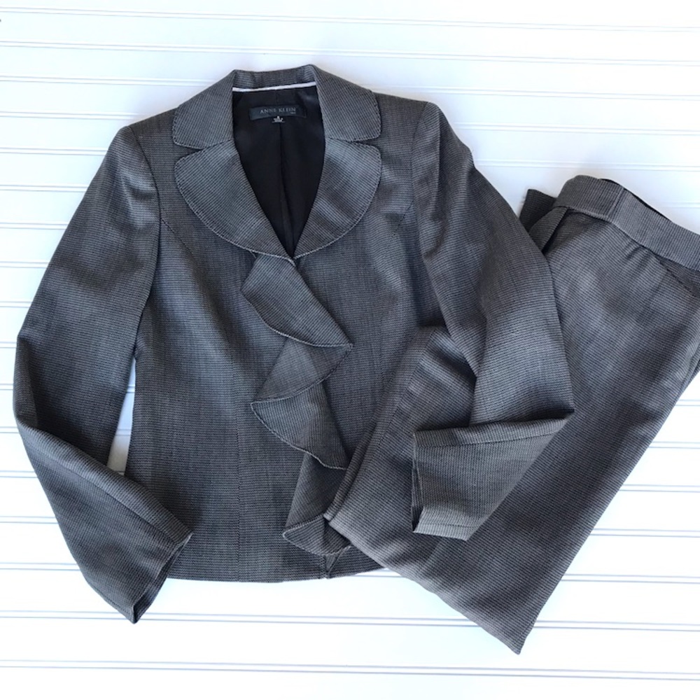 Anne Klein 2 Piece Pants Suit Lined, Grey Black, 6